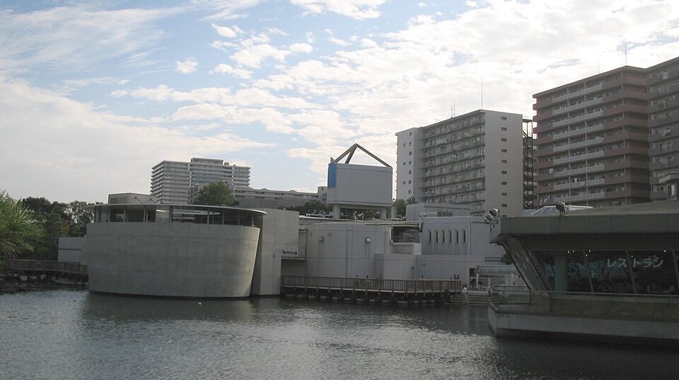 しながわ水族館の外観